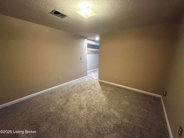 110 Brendenwood Ct, Elizabethtown, KY 42701