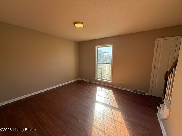 110 Brendenwood Ct, Elizabethtown, KY 42701