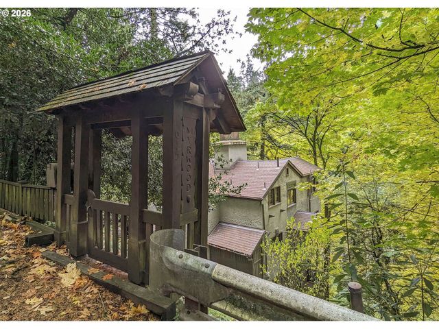 1615 Sw FORD STREET Dr, Portland, OR 97201
