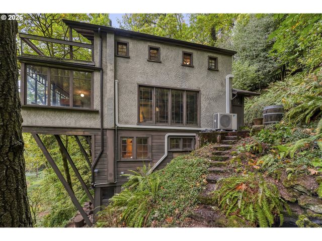 1615 Sw FORD STREET Dr, Portland, OR 97201