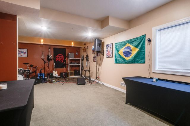 6230 Delasala Court, Kalamazoo, MI 49009
