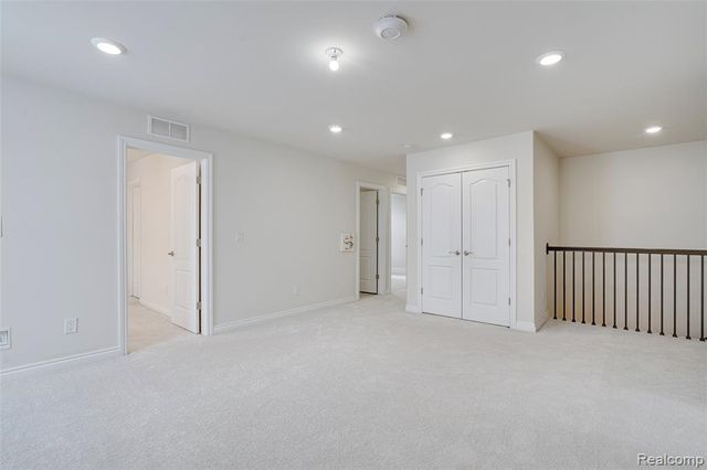 2882 Trillium Hills Drive, Commerce Twp, MI 48382