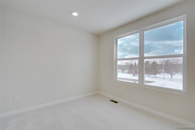 2882 Trillium Hills Drive, Commerce Twp, MI 48382