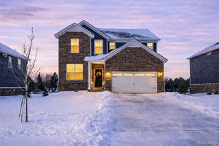 2882 Trillium Hills Drive, Commerce Twp, MI 48382
