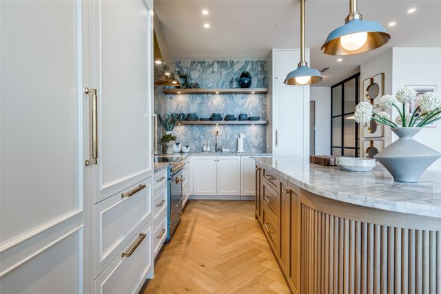 2408 Victory Park Lane 1442, Dallas, TX 75219