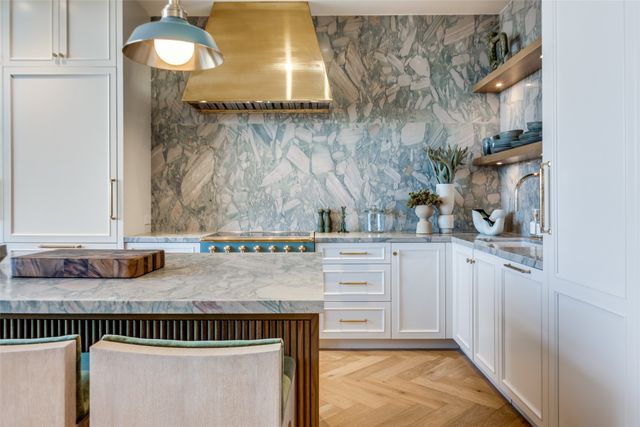 2408 Victory Park Lane 1442, Dallas, TX 75219