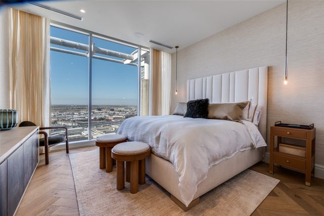 2408 Victory Park Lane 1442, Dallas, TX 75219