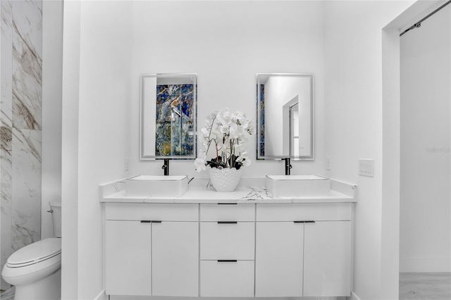 2305 W KENTUCKY AVENUE, Tampa, FL 33607