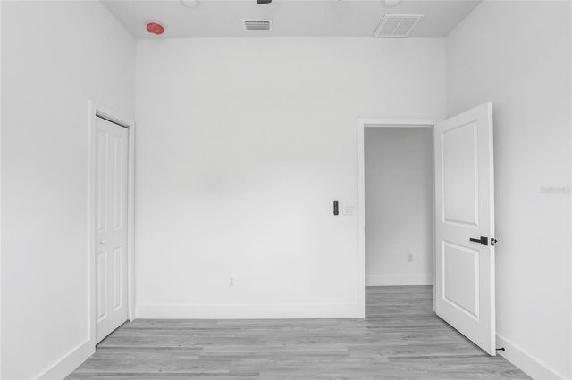 2305 W KENTUCKY AVENUE, Tampa, FL 33607