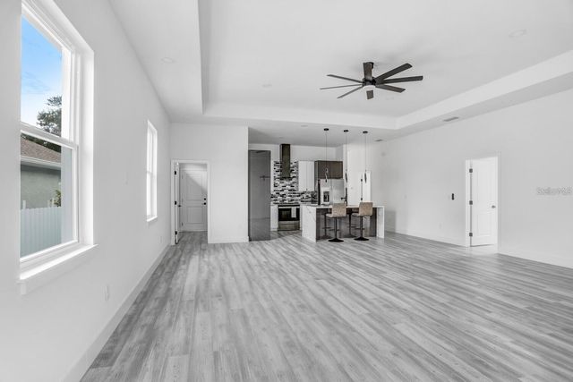 2305 W KENTUCKY AVENUE, Tampa, FL 33607