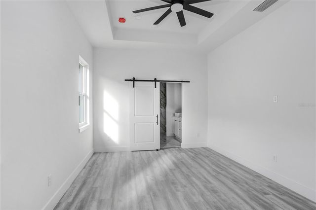 2305 W KENTUCKY AVENUE, Tampa, FL 33607