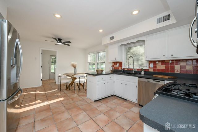 333 River Road, Branchburg, NJ 08876