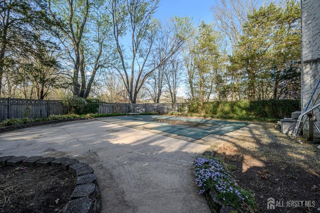 333 River Road, Branchburg, NJ 08876