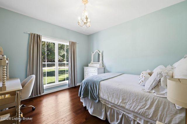 191 Spruce Ln, Mt Washington, KY 40047