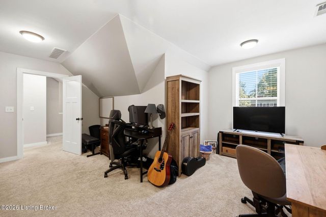 191 Spruce Ln, Mt Washington, KY 40047