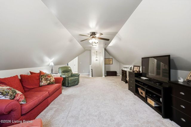 191 Spruce Ln, Mt Washington, KY 40047