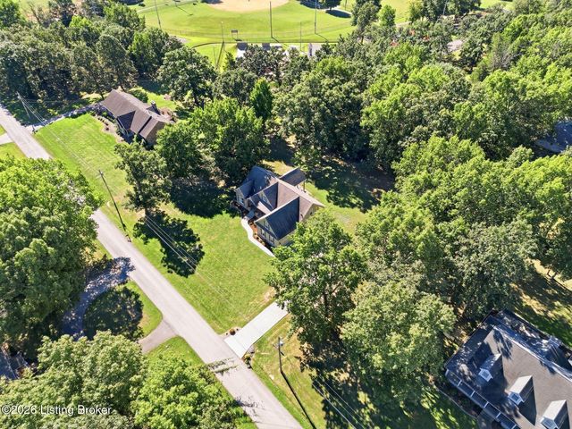 191 Spruce Ln, Mt Washington, KY 40047
