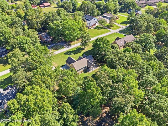 191 Spruce Ln, Mt Washington, KY 40047