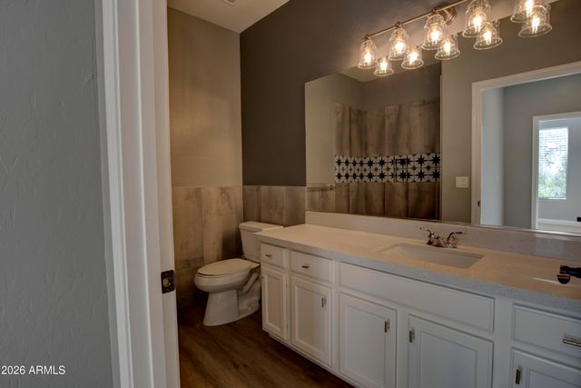 16420 N THOMPSON PEAK Parkway 1043, Scottsdale, AZ 85260