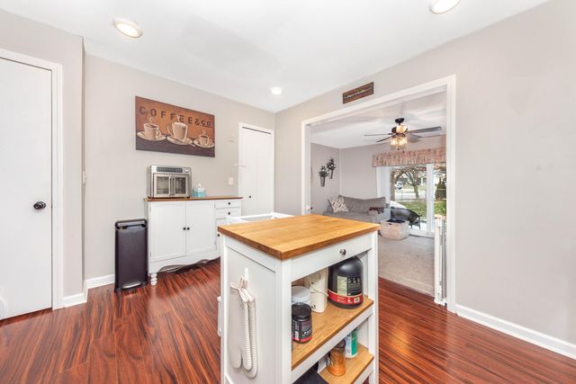 237 Winchester Street, South Lyon, MI 48178