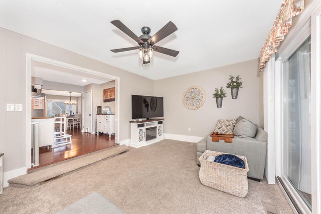 237 Winchester Street, South Lyon, MI 48178