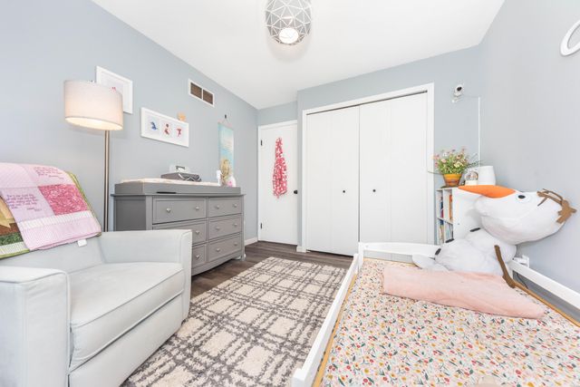 237 Winchester Street, South Lyon, MI 48178