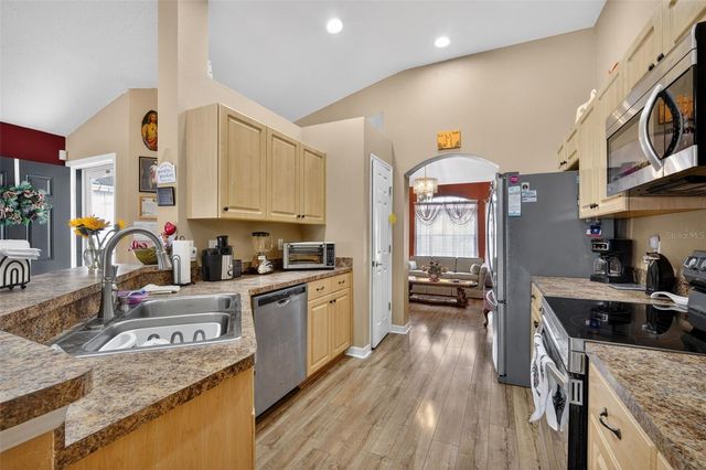 8578 PINETOP RIDGE LANE, Brooksville, FL 34613