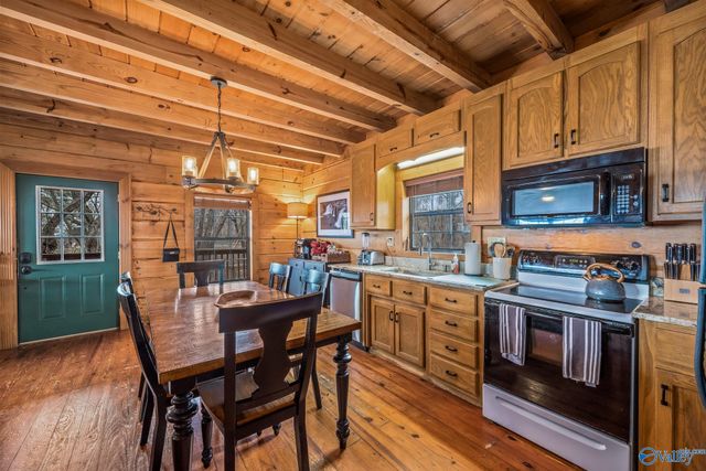 25777 County Road 89, Mentone, AL 35984