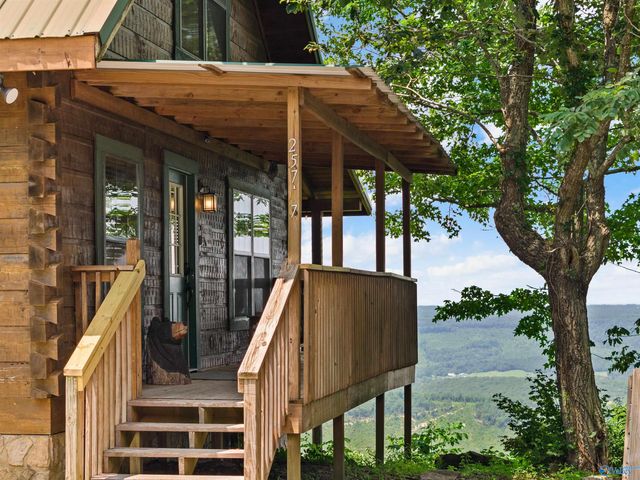 25777 County Road 89, Mentone, AL 35984