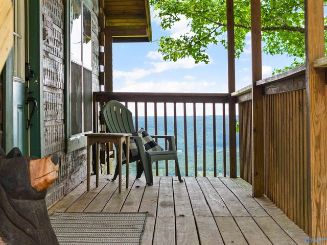 25777 County Road 89, Mentone, AL 35984