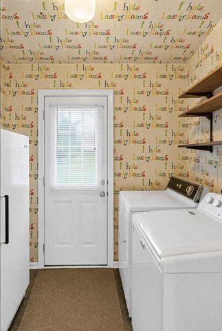 815 Knightsbridge Lane, Schaumburg, IL 60195