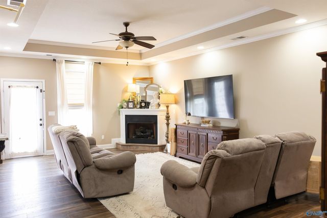 651 Berry Hill Lane SW, Arab, AL 35016