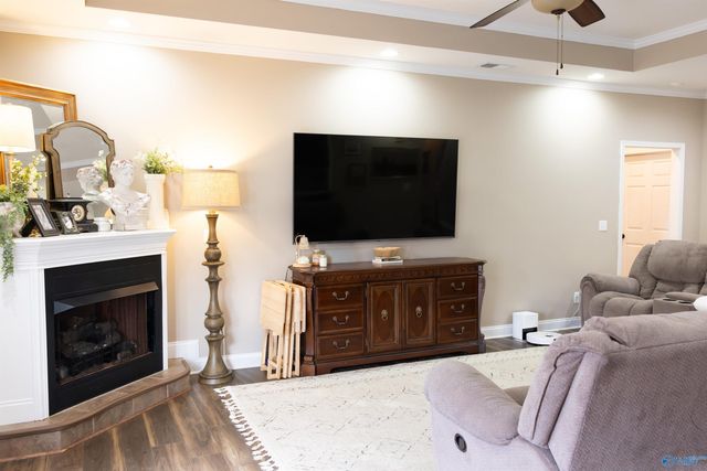 651 Berry Hill Lane SW, Arab, AL 35016