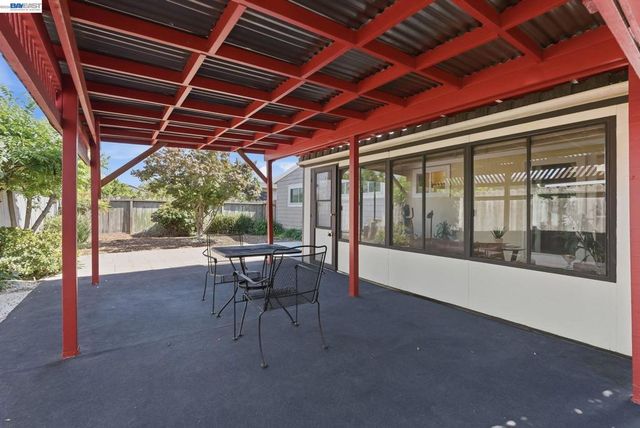 18160 Hunter Ave, San Lorenzo, CA 94541