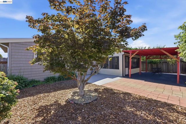 18160 Hunter Ave, San Lorenzo, CA 94541