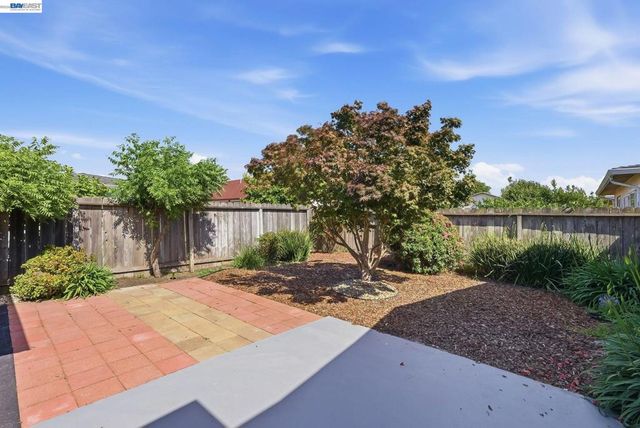 18160 Hunter Ave, San Lorenzo, CA 94541