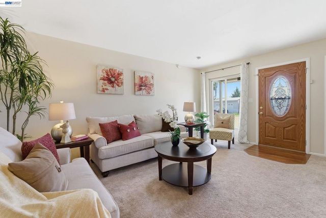18160 Hunter Ave, San Lorenzo, CA 94541