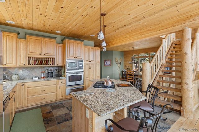 559 Bellows Road, Hartsel, CO 80449