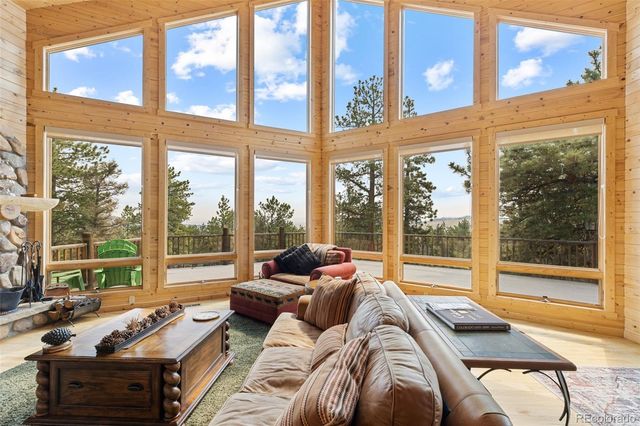 559 Bellows Road, Hartsel, CO 80449