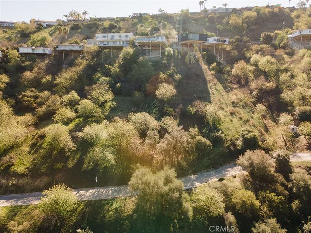 3724 N Knobhill Drive, Sherman Oaks, CA 91423
