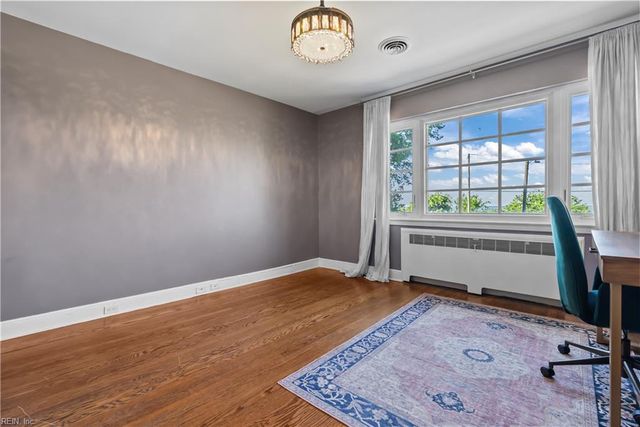 6929 Belvedere DR, Newport News, VA 23607