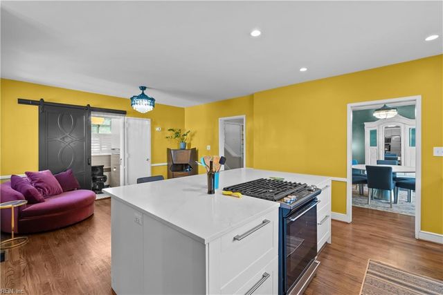 6929 Belvedere DR, Newport News, VA 23607