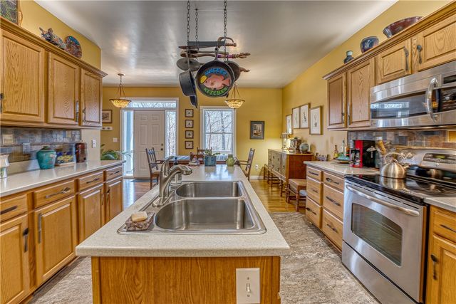 6122 Scenic Valley Drive, Harrison, AR 72601