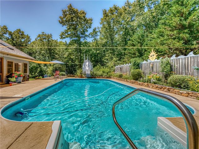 6122 Scenic Valley Drive, Harrison, AR 72601