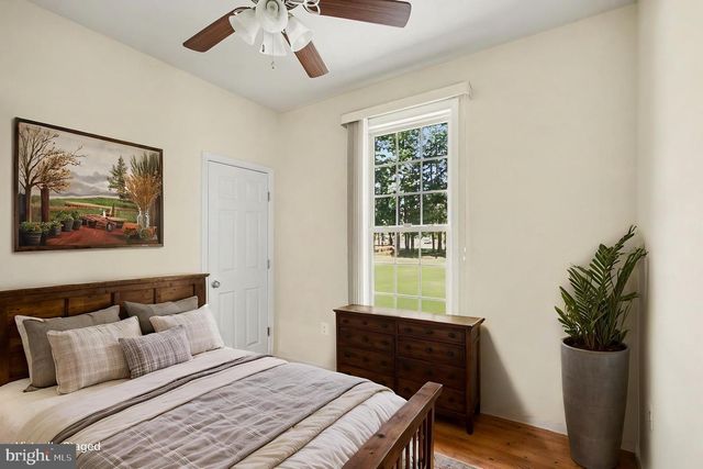 8311 STONEWALL LN, Woodford, VA 22580