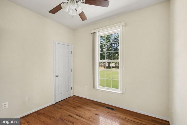 8311 STONEWALL LN, Woodford, VA 22580