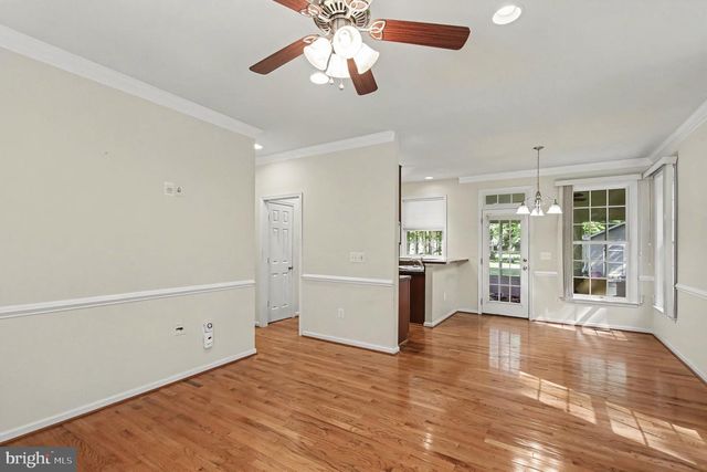 8311 STONEWALL LN, Woodford, VA 22580