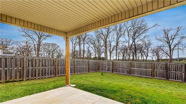 1770 Hermitage Drive, Centerton, AR 72719