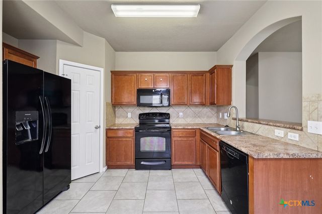 105 Casita Cove, San Marcos, TX 78666