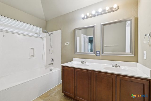 105 Casita Cove, San Marcos, TX 78666